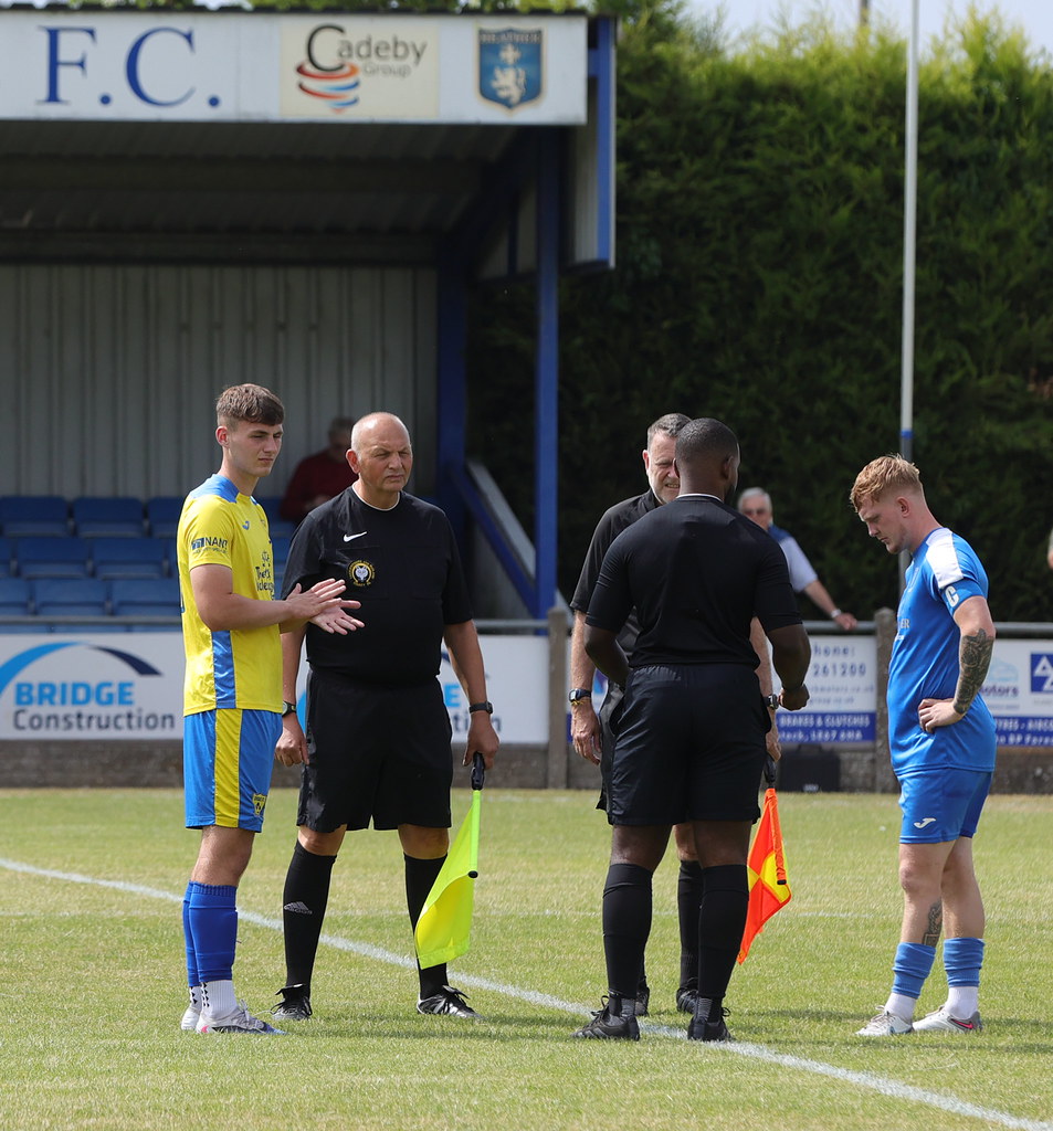 Heather St Johns 3-0 Tividale